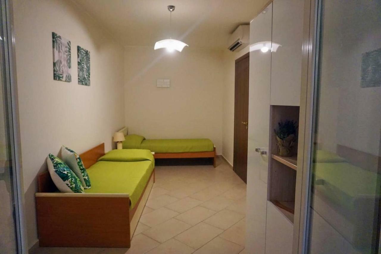 Lilly'S House Apartment Giardini Naxos Exterior photo